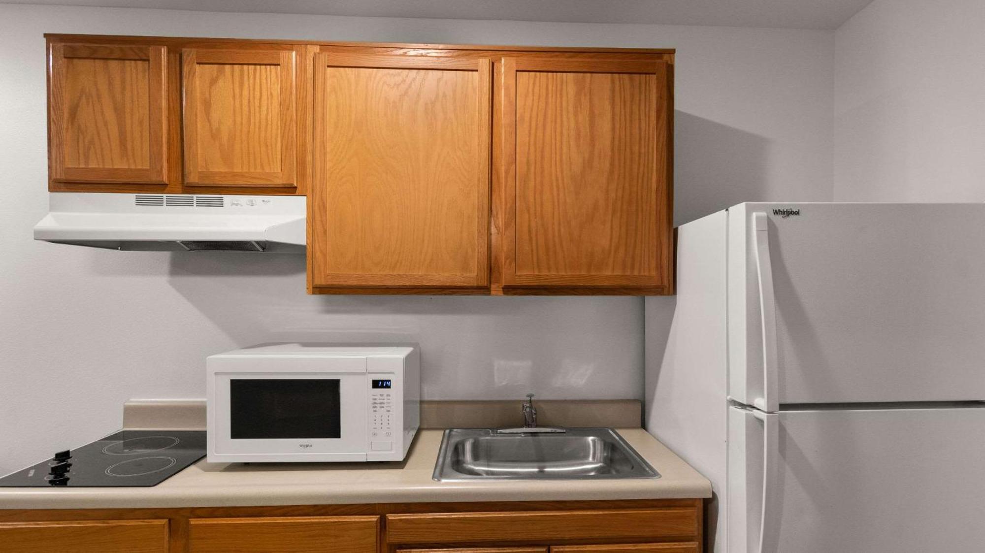Woodspring Suites Evansville Exteriör bild