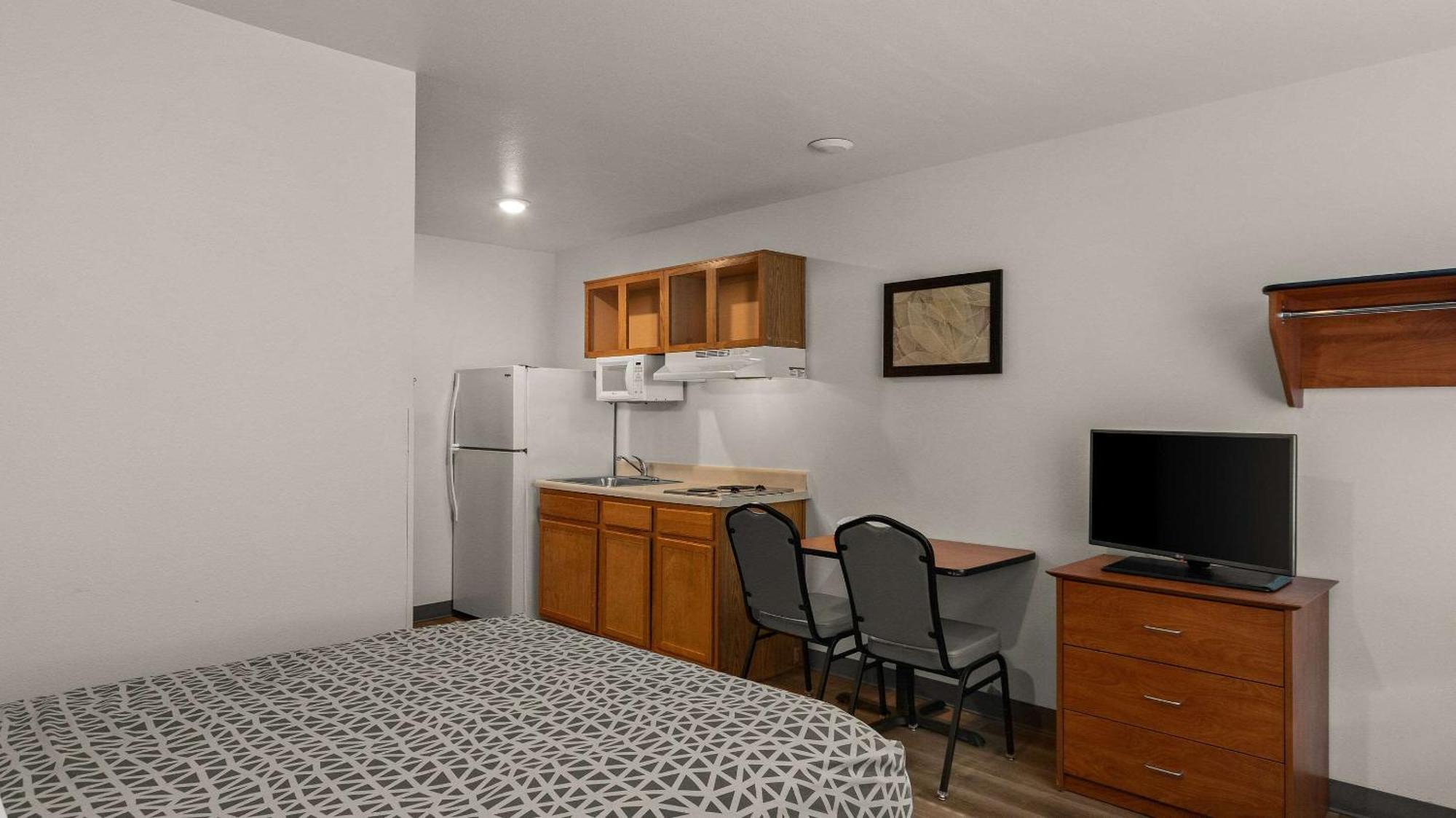 Woodspring Suites Evansville Exteriör bild